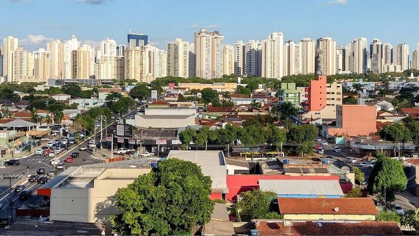 Goiânia está entre as melhores capitais brasileiras para se viver. Com IDH de 0,832, segundo o IBGE, a cidade equilibra desenvolvimento econômico, saúde, educação e renda.