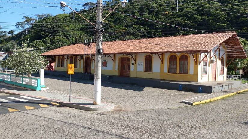 Lavrinhas &eacute; uma cidade pequena, mas cheia de atrativos naturais. Imagem: LandimWilliam/Wikimedia Commons