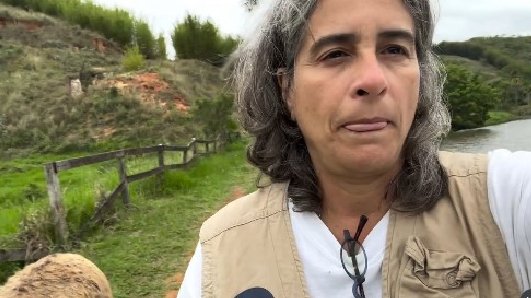 Após participar de produções marcantes, Lúcia Veríssimo deixou o ritmo urbano para viver em um sítio em Chiador, no interior de Minas Gerais (Fotos: reprodução/Instagram)