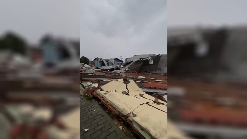 Imagens mostram os restos do templo | Reprodução/X