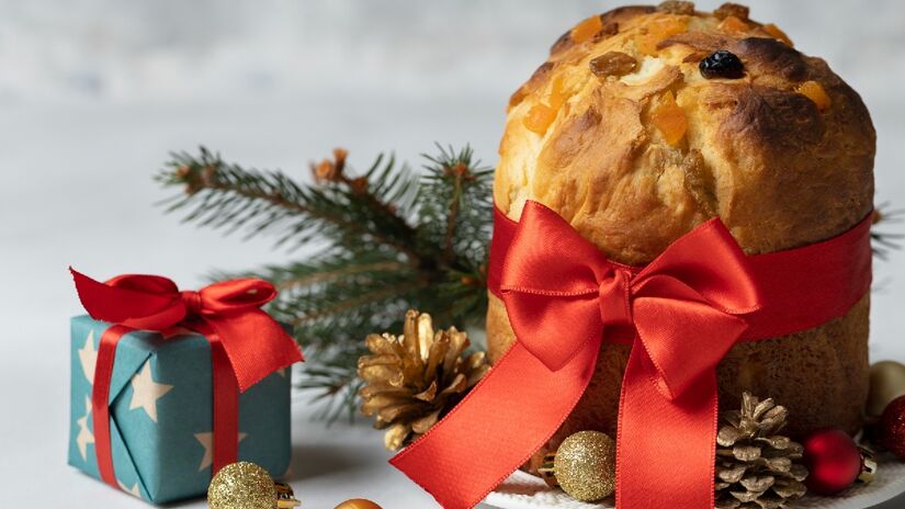 O panetone, que parece neutro por conta da massa fermentada e das frutas cristalizadas, também pode provocar estragos em quem costuma sofrer com refluxos - (Freepik)