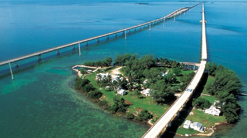 Ponte das Sete Milhas, Flórida, Estados Unidos. Imagem: Tinsley Advertising/Wikimedia Commons
