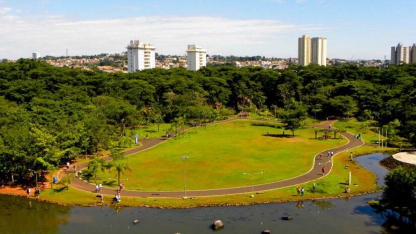 Na análise feita pela Gazeta com base nos dados de novembro de 2024, o metro quadrado residencial em Ribeirão Preto custava, em média, R$ 4.895. Na prática, isso significa que um apartamento de 50 m&#xB2; sairia por cerca de R$ 244.750.