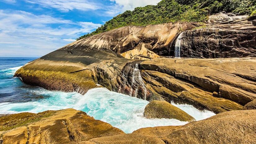 1. Praia do Sono, em Paraty, Rio de Janeiro (Foto: João Paulo Marques D'Andretta/Wikimedia Commons)