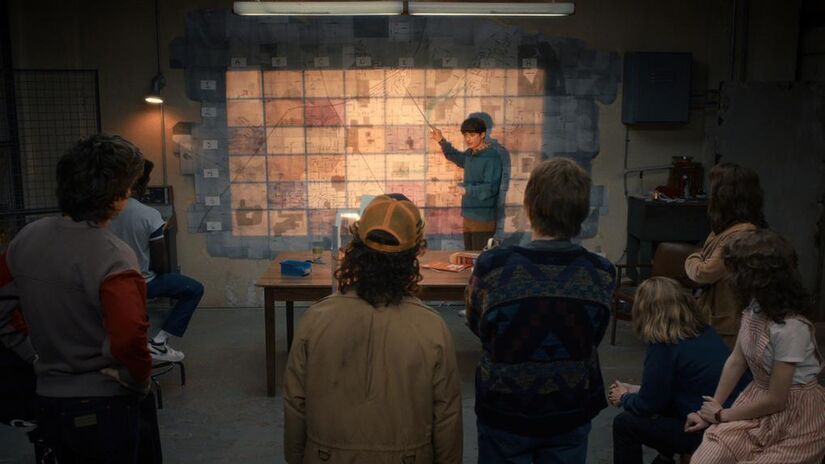 A quinta, e última, temporada da série Stranger Things, ambientada nos anos 80, mal foi lançada e já quebrou seus próprios recordes dentro da Netflix.