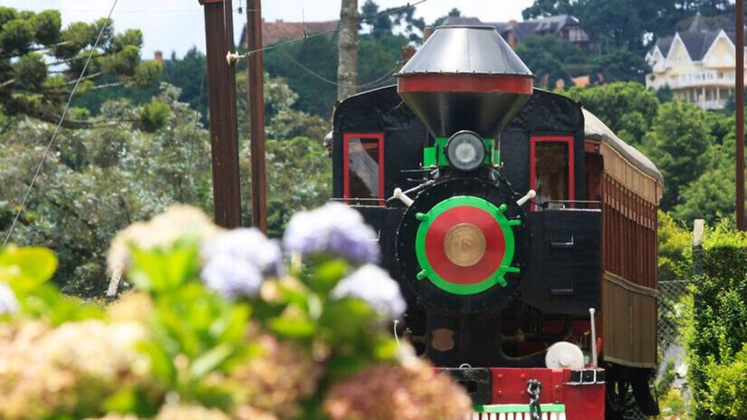 Passeio de trem histórico reviva o charme das antigas viagens na ferrovia que conecta Pindamonhangaba Santo Antônio do Pinhal e Campos do Jordão. Fotos: Prefeitura Santo Antônio do Pinhal