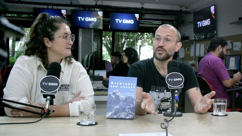 O lançamento é dividido em 34 capítulos, um para cada país visitado, com mais de 400 páginas/Thiago Neme/Gazeta de S.Paulo