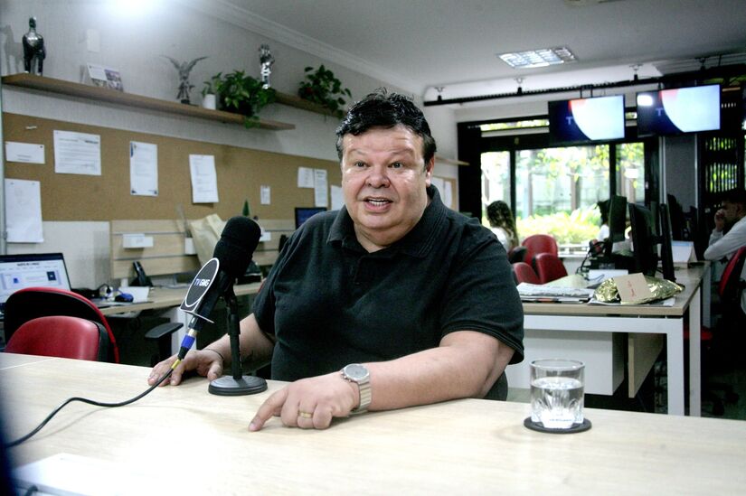 Na entrevista, o comunicador falou sobre o desafio dos antigos comunicadores atualmente.

