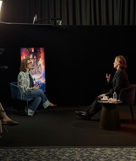 Bastidores de entrevista conduzida por C&aacute;tia Fonseca. 