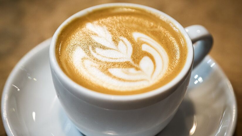Cappuccino pequeno ficou cerca de 10,9% mais caro.Foto: wirestock/Freepik