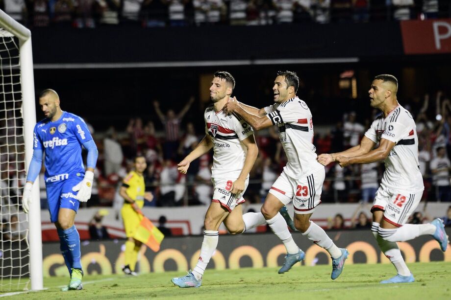 São Paulo faz 3 a 1 no Palmeiras e sai em vantagem na final do Paulistão -  Região MS Noticias