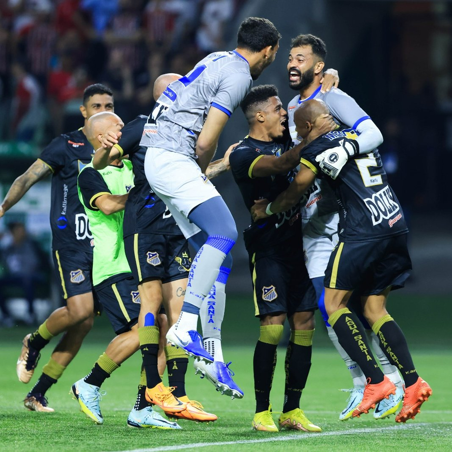 Palmeiras bate Santos no fim e larga na frente na final do Paulista feminino  - Gazeta Esportiva