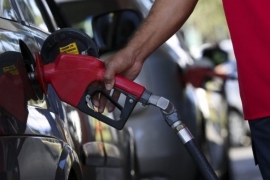 Petrobrás anuncia novos preços para gasolina e diesel; reajuste chega a 14,2%