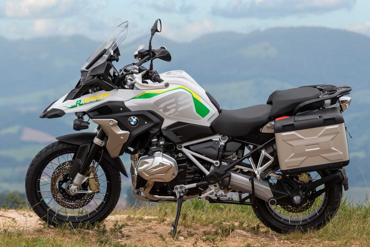 BMW lança edição especial de motocicleta para celebrar aniversário ...