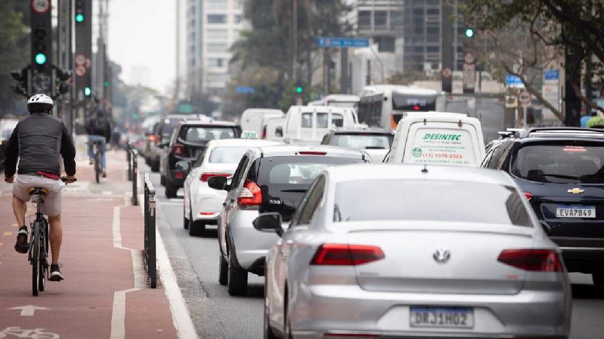 Como garantir o IPVA 2026 grátis e quem são os motoristas isentos