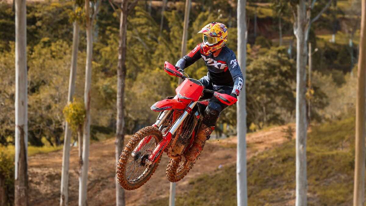 MXF lança nova 270 MXI para democratizar o motocross no Brasil