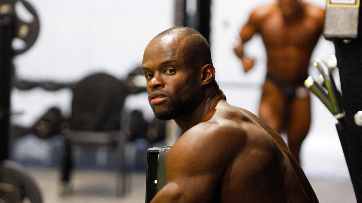 A história do haitiano que fugiu da guerra para brilhar no fisiculturismo