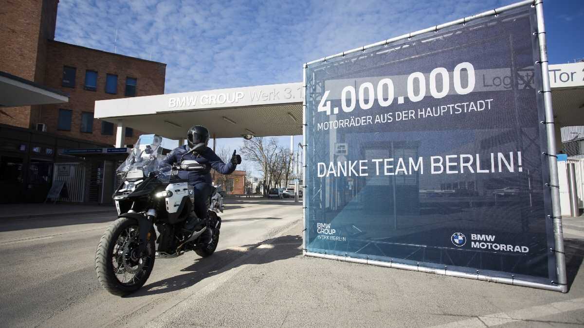 BMW alcança 4 milhões de motos fabricadas em Berlim com a nova R 1300 GS Adventure