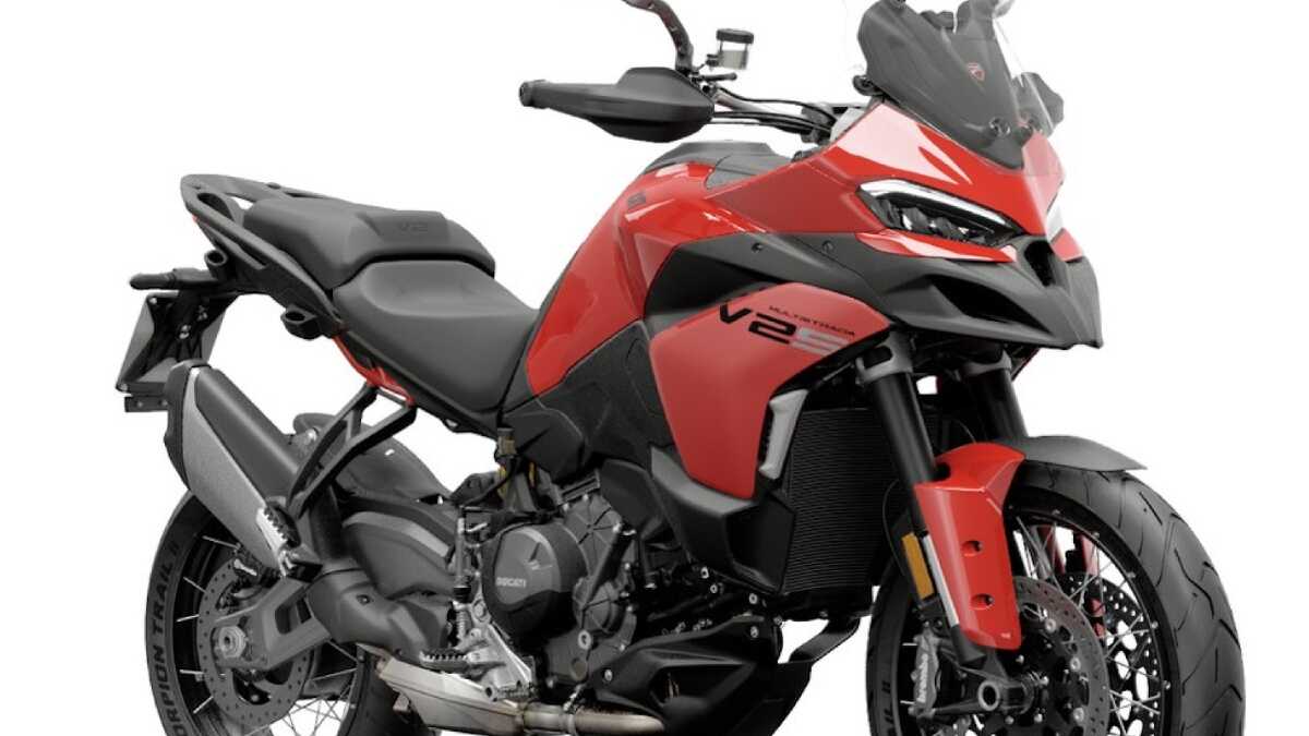 Ducati lança nova Multistrada V2S no Brasil por 109 mil reais