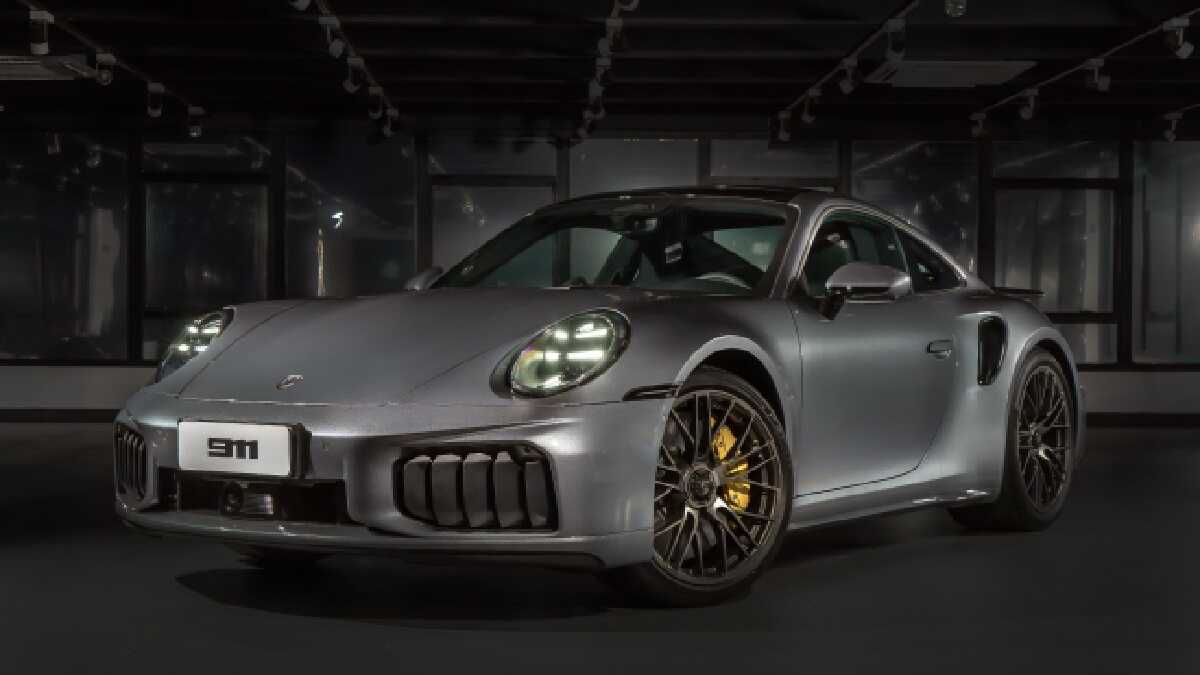 Porsche lança novo 911 Turbo S no Brasil com motor híbrido e 711 cavalos