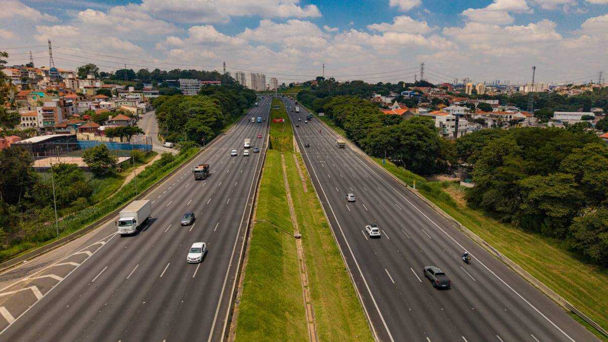 IA e radares: rodovias de SP adotam cerco contra mortes no trânsito