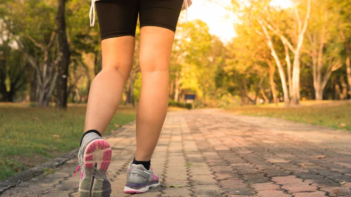 Caminhada tranquila de 1 hora por dia pode queimar 75.000 calorias por ano