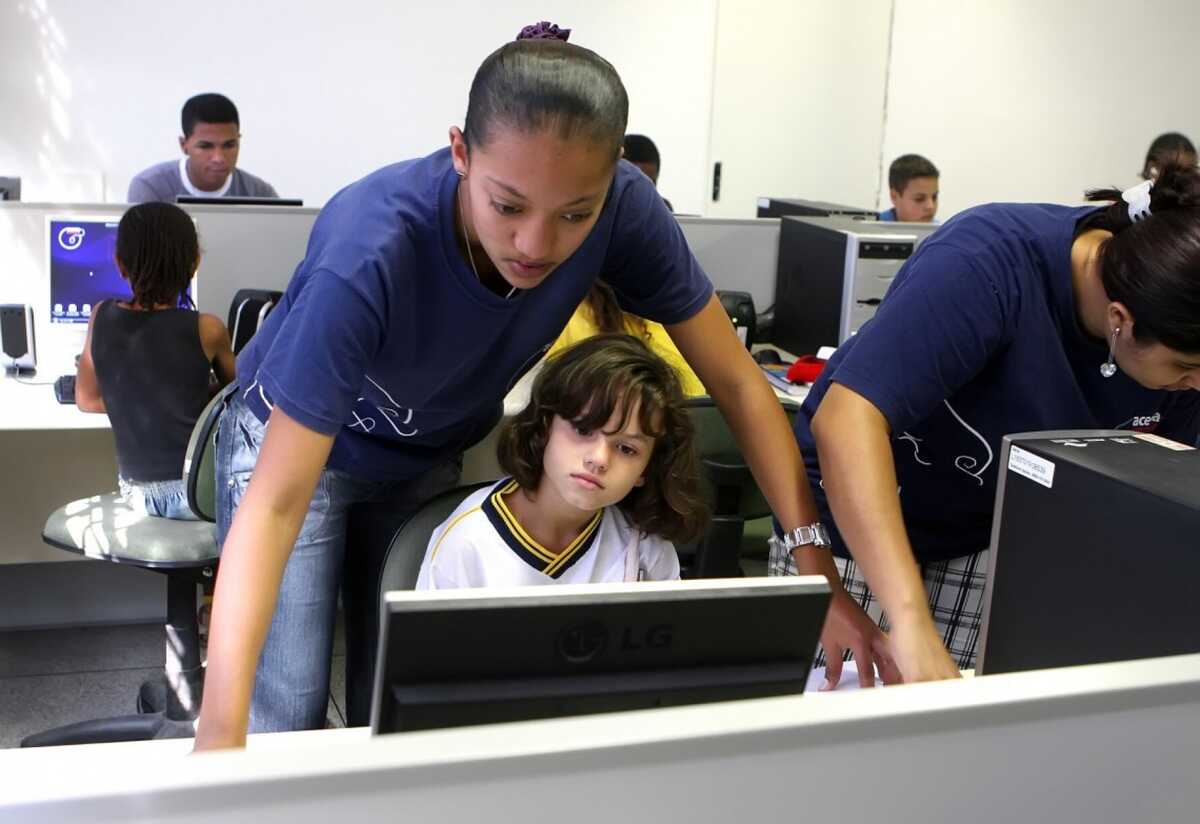 Prefeitura de Carapicuíba abre inscrições para Escolinhas de