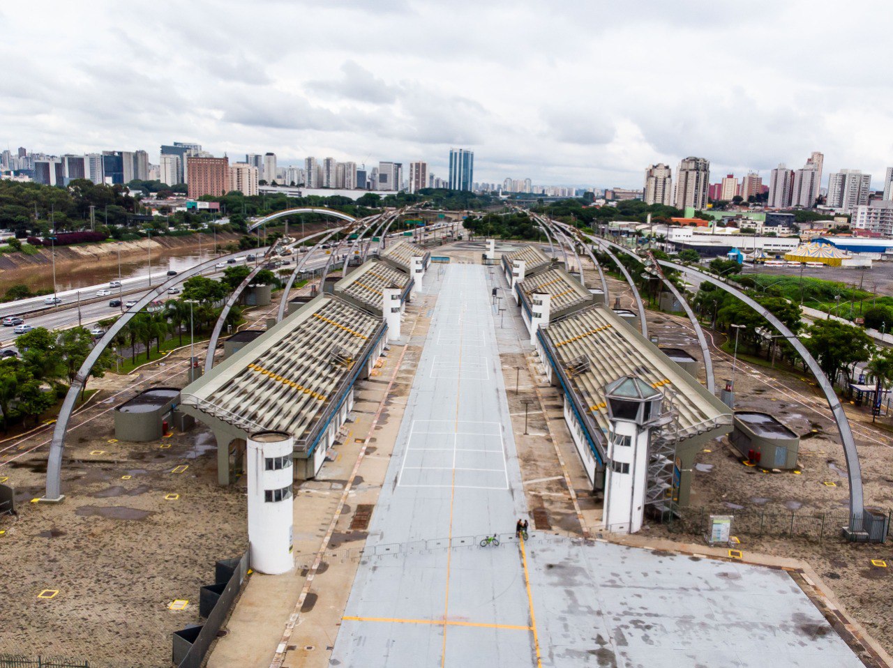 Escolas prometem sacudir o Anhembi no próximo mês