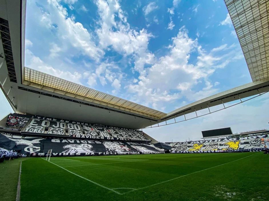 28 lugares com campos de futebol para quem quer ser o craque da pelada em  SP - 13/07/2018 - Passeios - Guia Folha