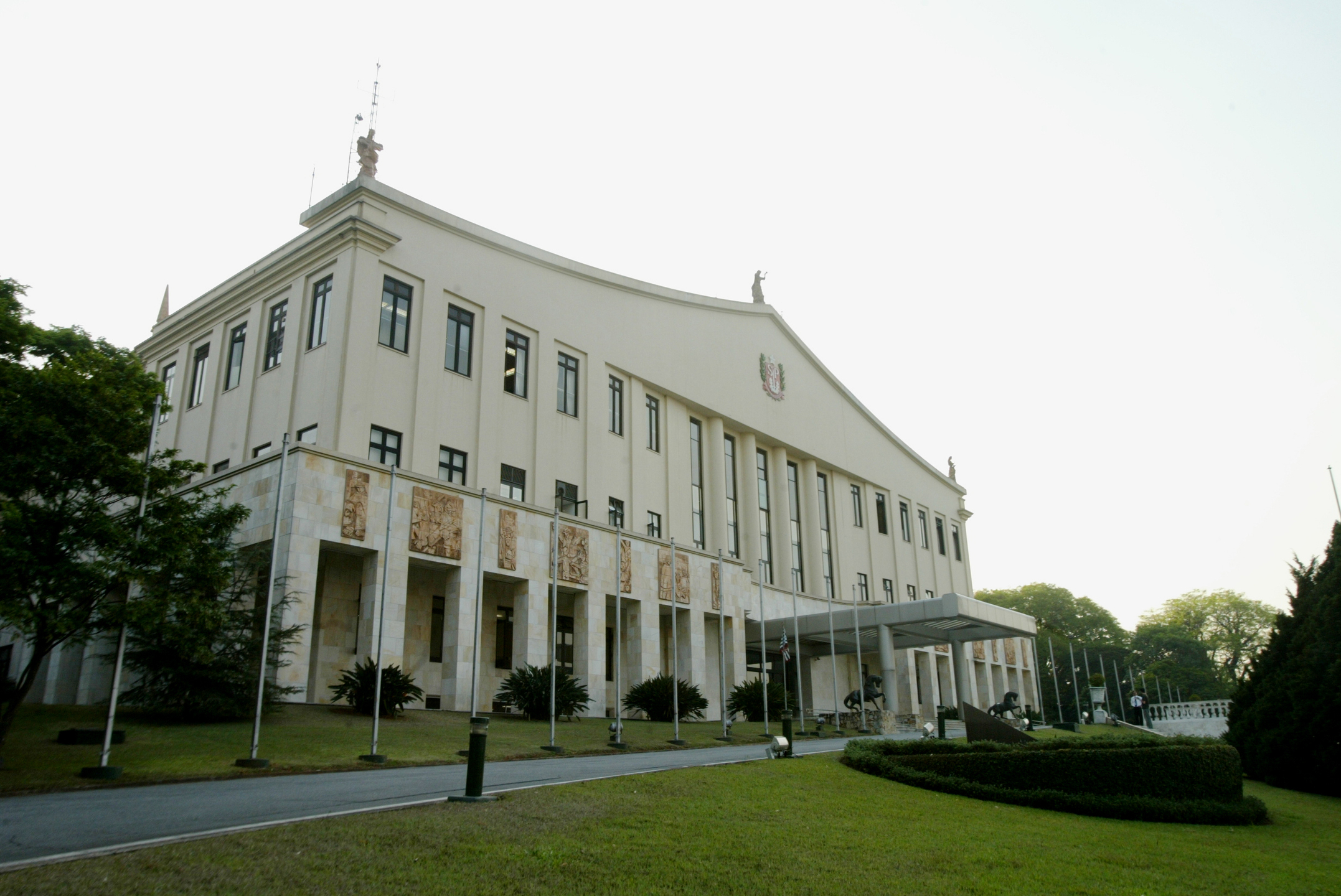 Fachada do Palácio dos Bandeirantes