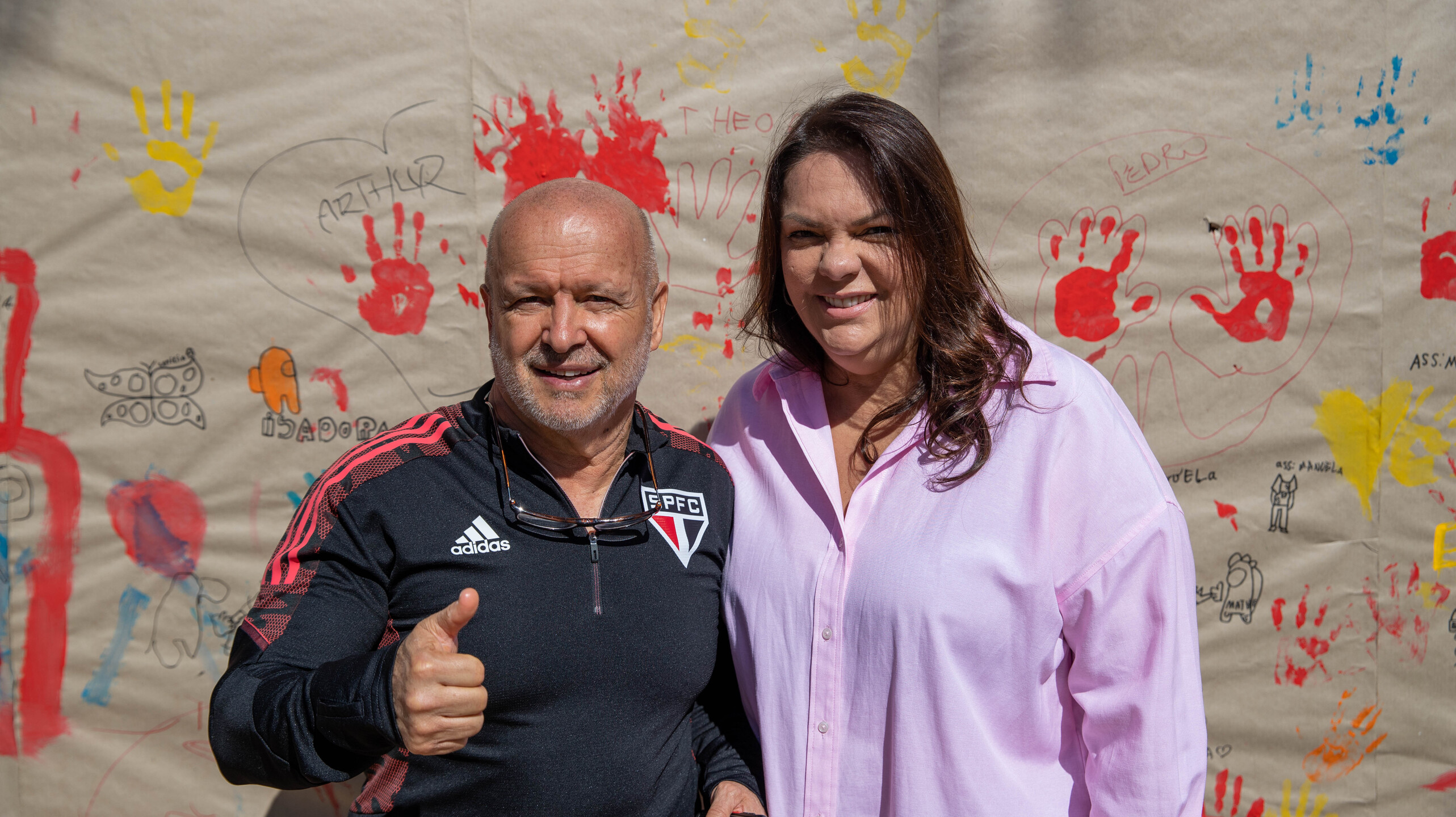 Antônio Donizete Gonçalves ao lado de Mara Casares durante evento no SPFC 