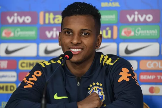 Rodrygo vive impasse sobre a gestão da sua carreira