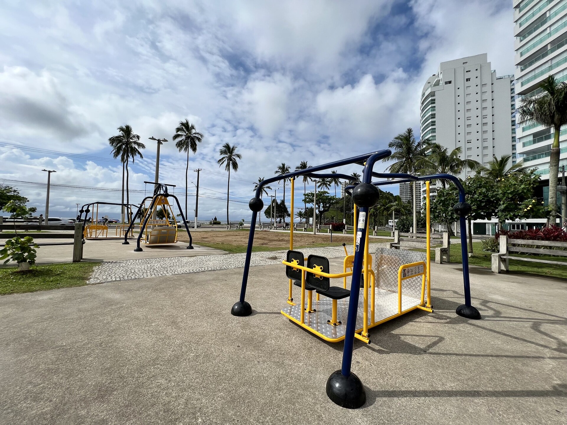 Parque adaptado para deficientes em Guarujá