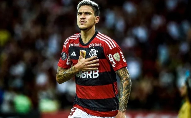 Pedro, centroavante do Flamengo, pode estar de saída do rubro-negro