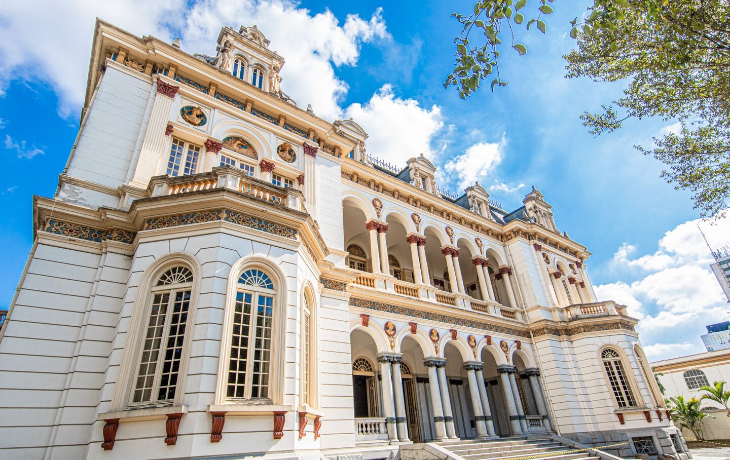 Museu das Favelas no Palácio dos Campos Elíseos