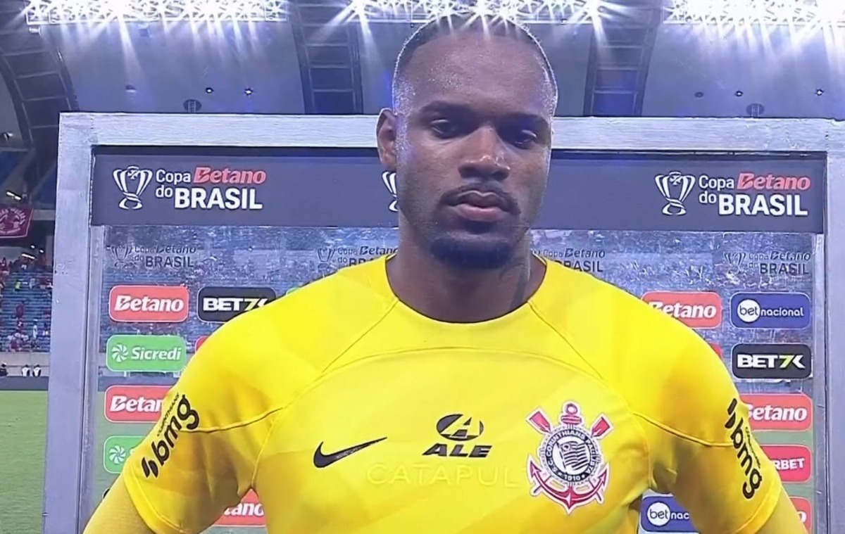 Carlos Miguel assumiu a titularidade no gol do Corinthians