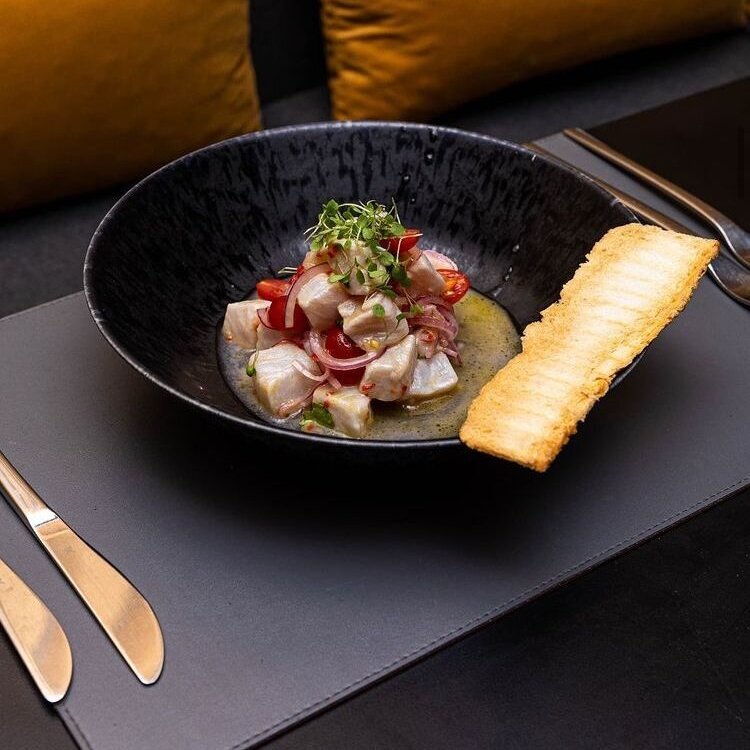 Ceviche HUB Food Art & Lounge