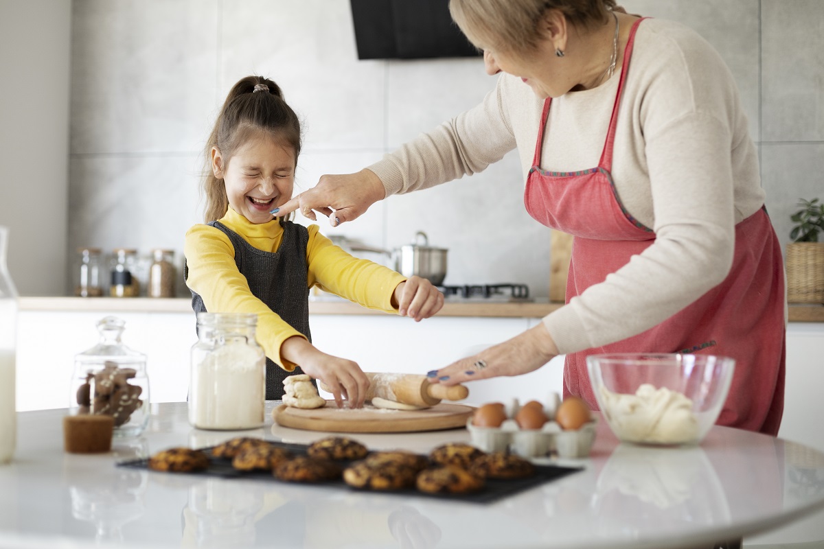 Cozinhe com as crianças e preparem algo delicioso nessas férias