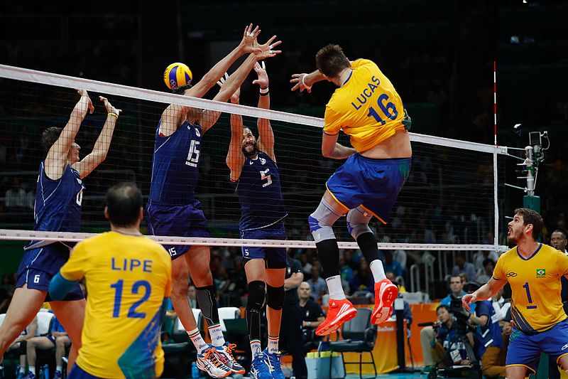 Seleção brasileira de vôlei disputa contra a Itália a final dos Jogos Olímpicos Rio 2016 no Maracanãzinho