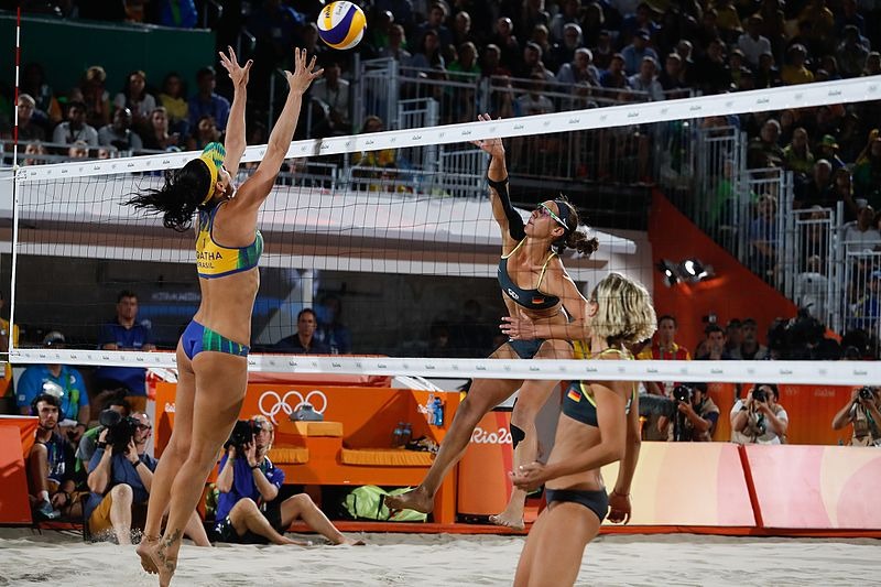 Dupla de vôlei de praia do Brasil Ágatha e Bárbara disputam final contra as alemãs Ludwig e Walkenhorst nos Jogos Olímpicos Rio 2016, em Copacabana