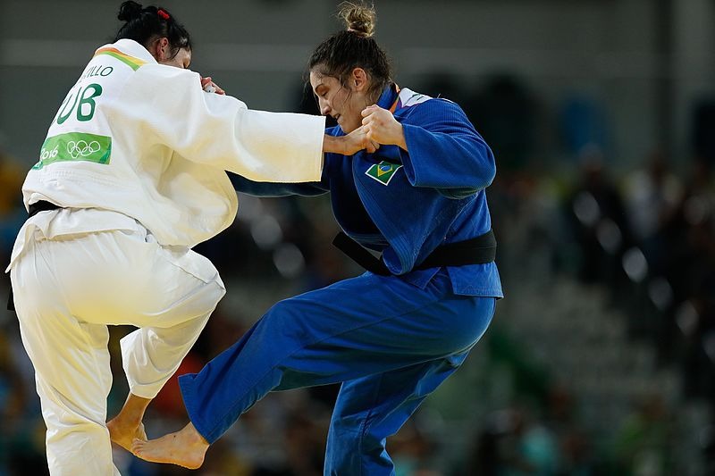  A judoca brasileira Mayra Aguiar venceu a cubana Yalennis Castillo, na categoria até 78 quilos, e ganhou a medalha de bronze no Rio 2016 