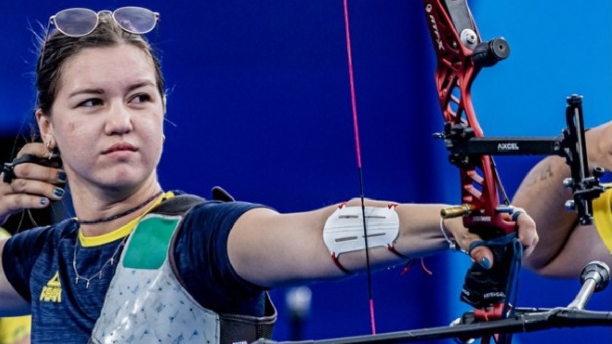 Ana Luiza Tiro com arco feminino