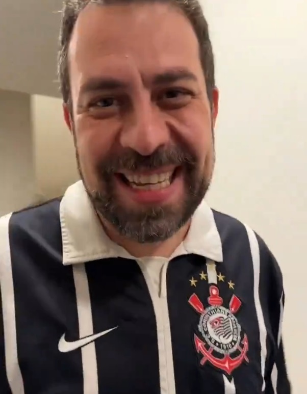 Guilherme Boulos é torcedor do Corinthians