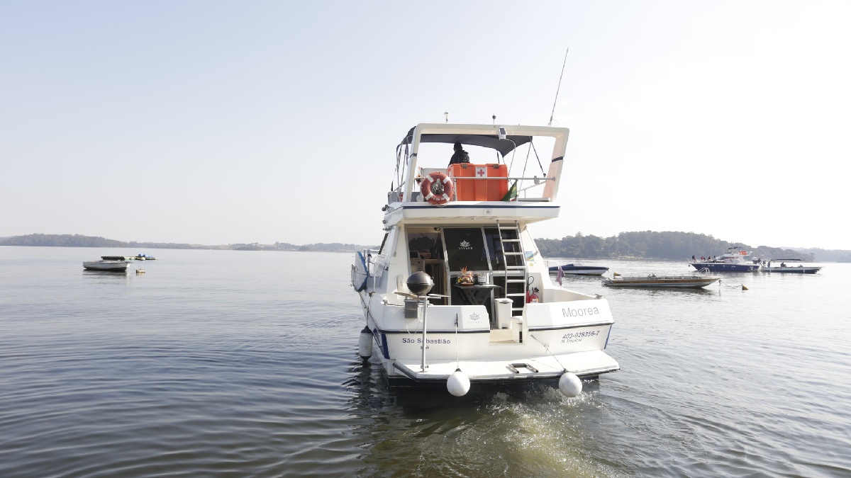 Passeio de barco na Guarapiranga