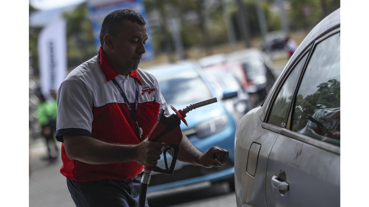 Postos de gasolina relatam problemas durante o apagão cibernético