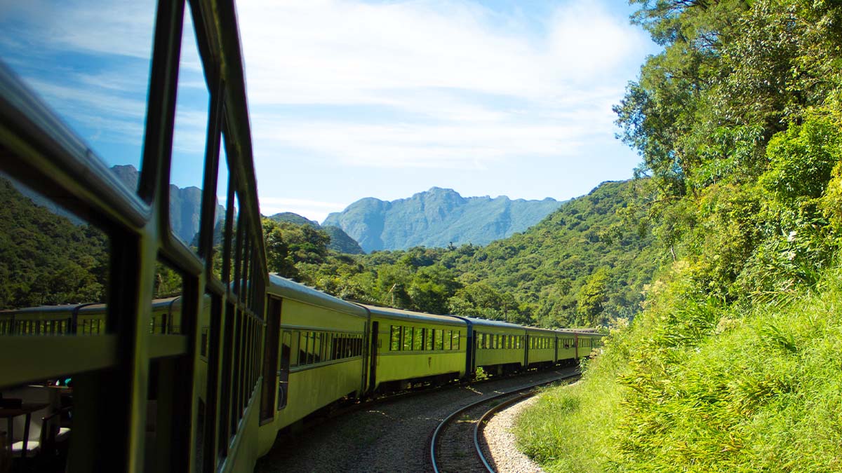 Trem da Serra do Mar Paranaense