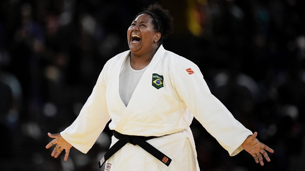 Beatriz Souza vence o ouro para o Brasil