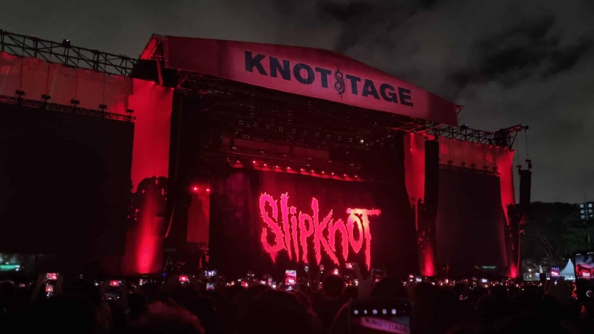 Knotfest tem como artista principal a banda Slipknot em todos os dias de festival