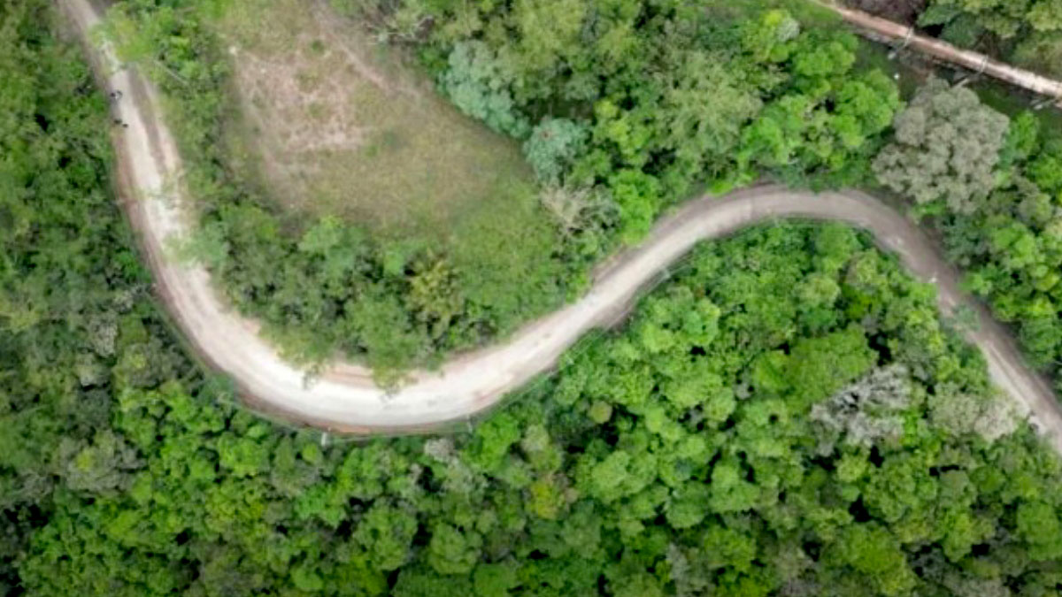  estrada Vereadora Mercedes D'Orto, em Ribeirão Pires, onde tem o S da curva do Ayrton Senna