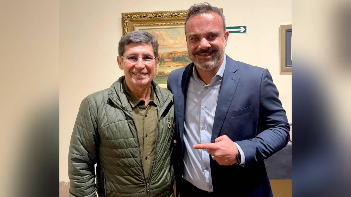 Dr Cássio ao lado do prefeito Célio Peixoto de Porto Feliz